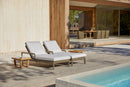 Heritage chaise lounge with arms