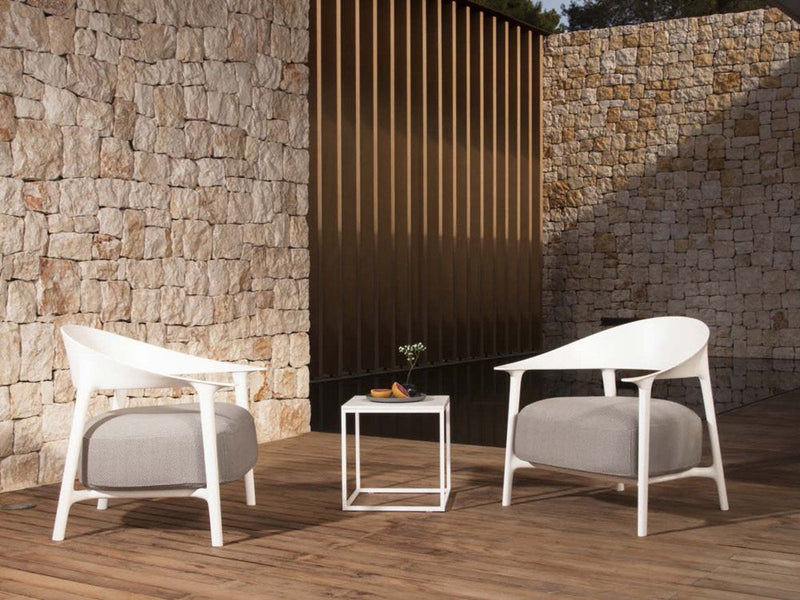 Africa lounge chair white