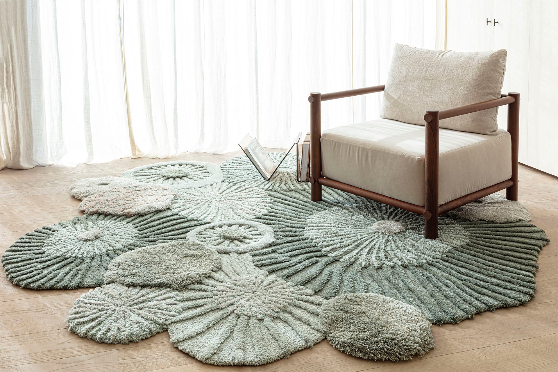 Atoll rug | Limited Edition | Details Online Shop Bahrain