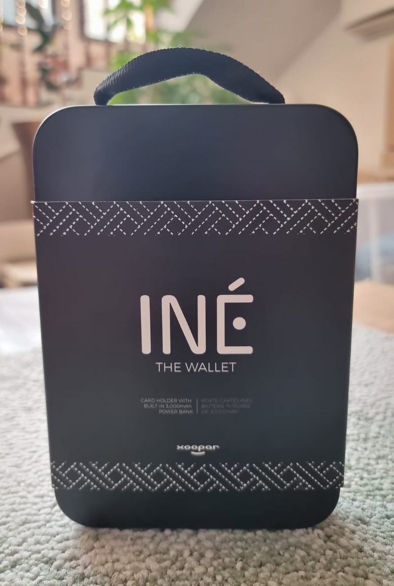 Ine Wallet & Charger