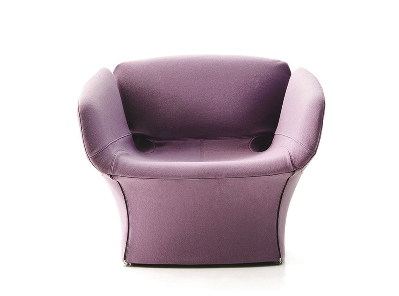Bloomy armchair