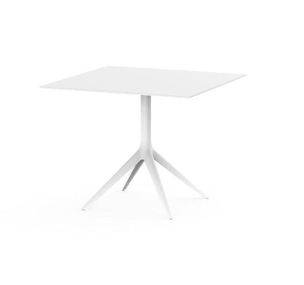 Mari-sol square table